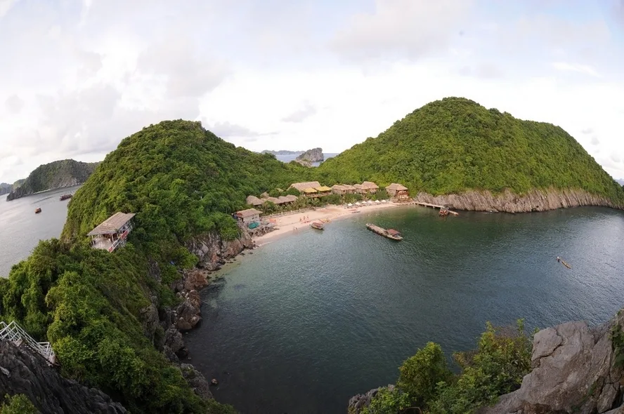 Cát Bà Beach Resort (Hòn Cát Dứa - Monkey Island)