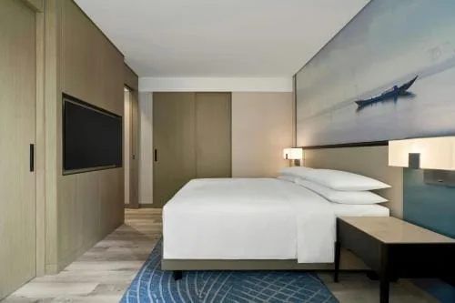 Junior Suite City View