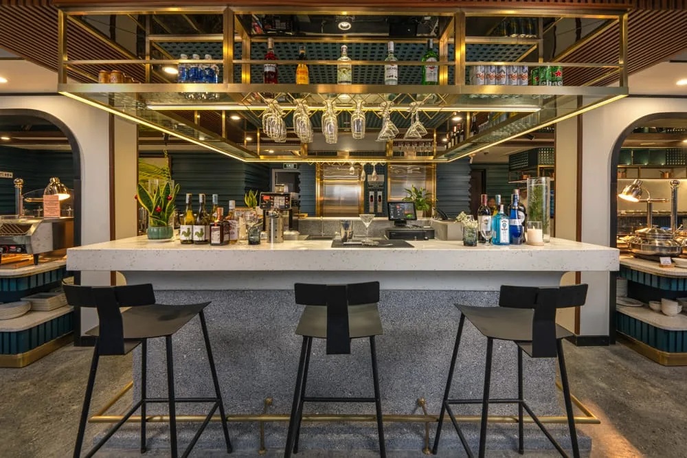 Quầy bar