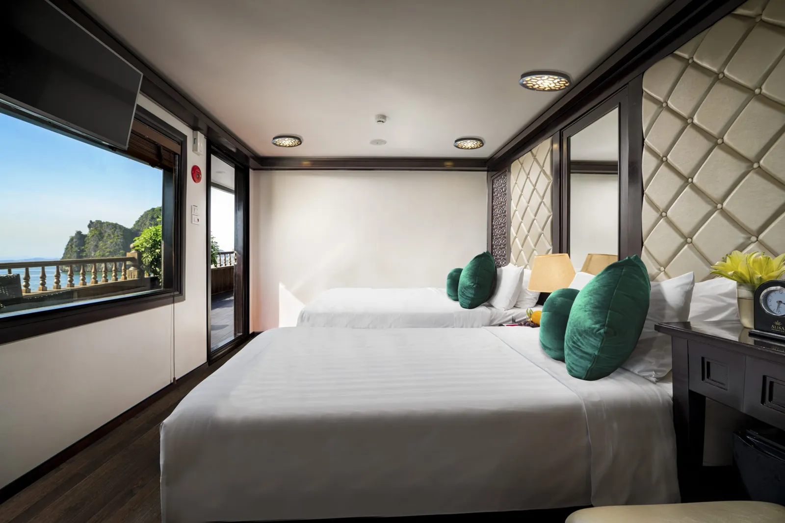 Du thuyền Alisa Premier – Cabin Junior Suite