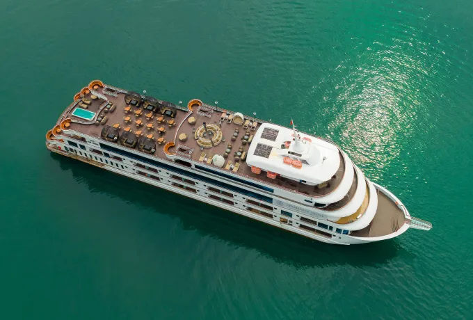 Du thuyền Ambassador Day Cruise – Du thuyền 2