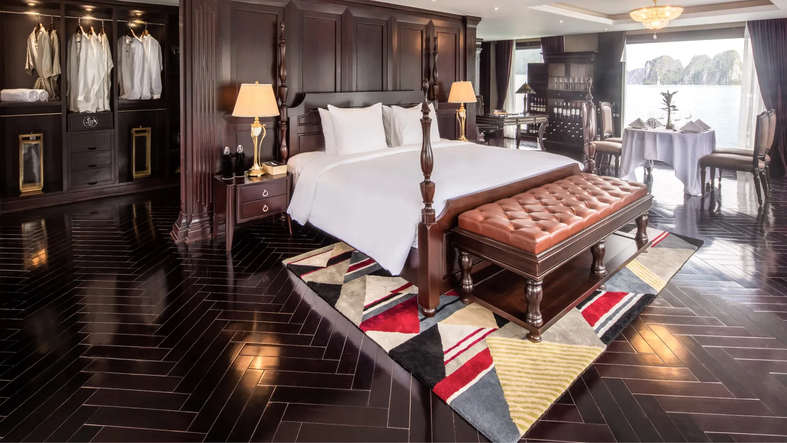 Du thuyền Ambassador Hạ Long – Cabin Presidential Suite