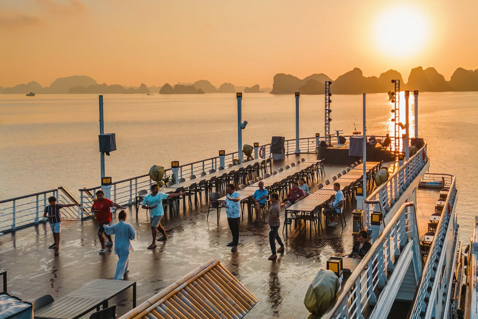 Thái cực quyền đón bình minh