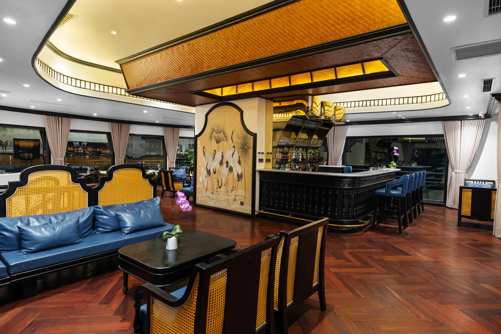 Indoor Bar