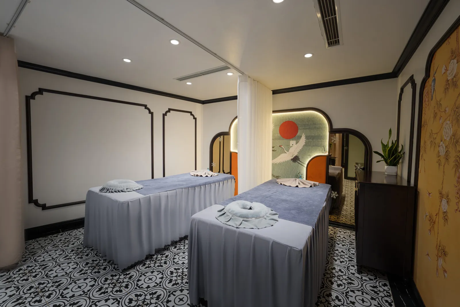 Spa, xông đá muối và phòng gym
