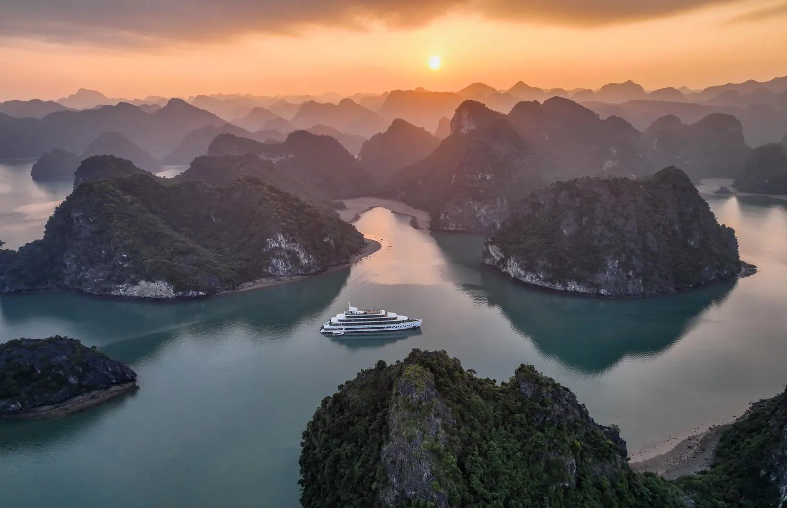 Tuyến Vịnh Lan Hạ