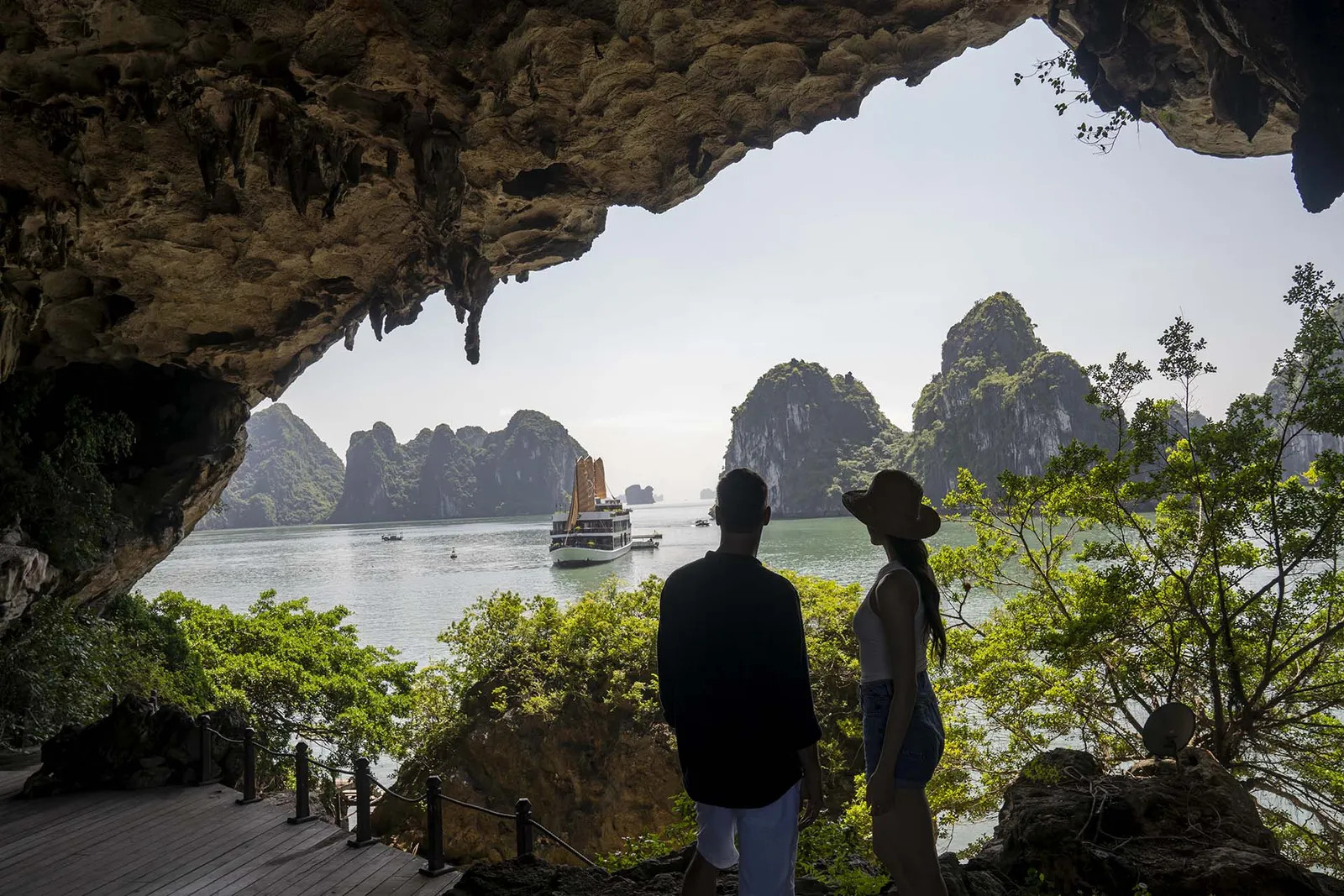 Hang Thiên Cảnh Sơn & kayak