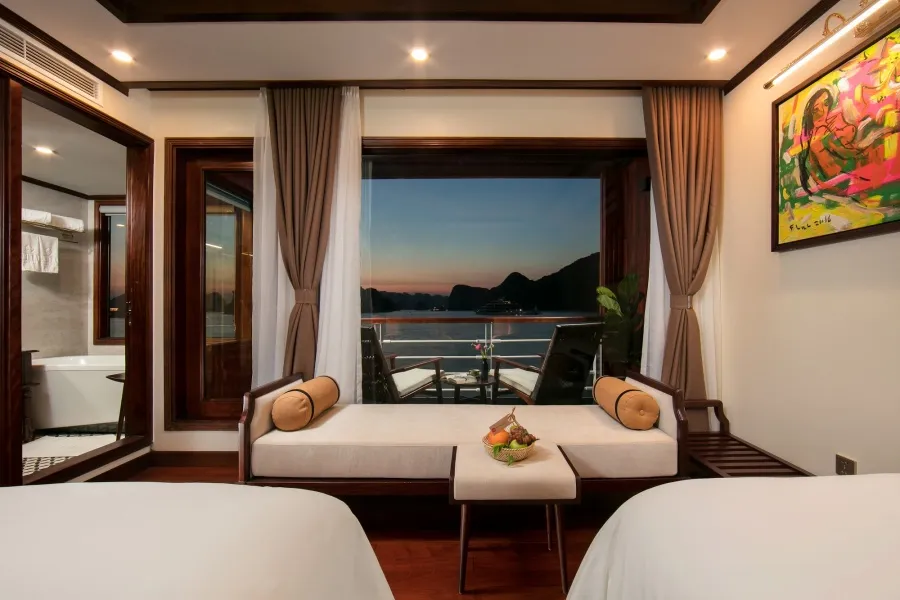 Cabin Ocean Suite – Du thuyền Heritage Bình Chuẩn
