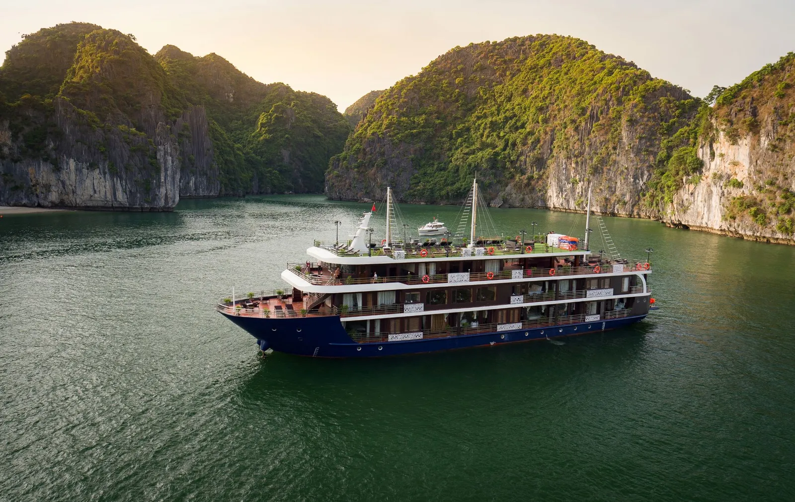 Du thuyền La Pandora