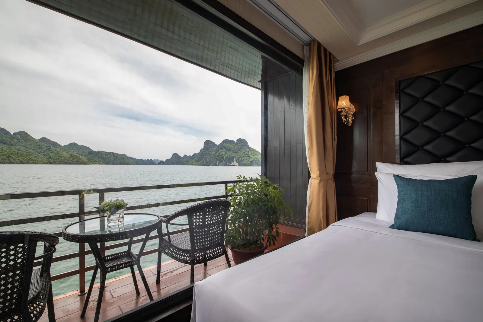 Du thuyền La Pandora – Cabin Suite Balcony 3