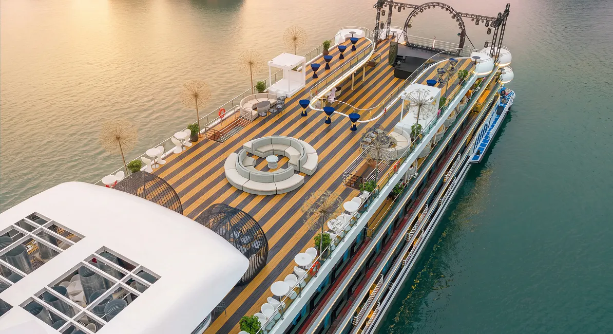 Sundeck đôi 360° tầng 4–5