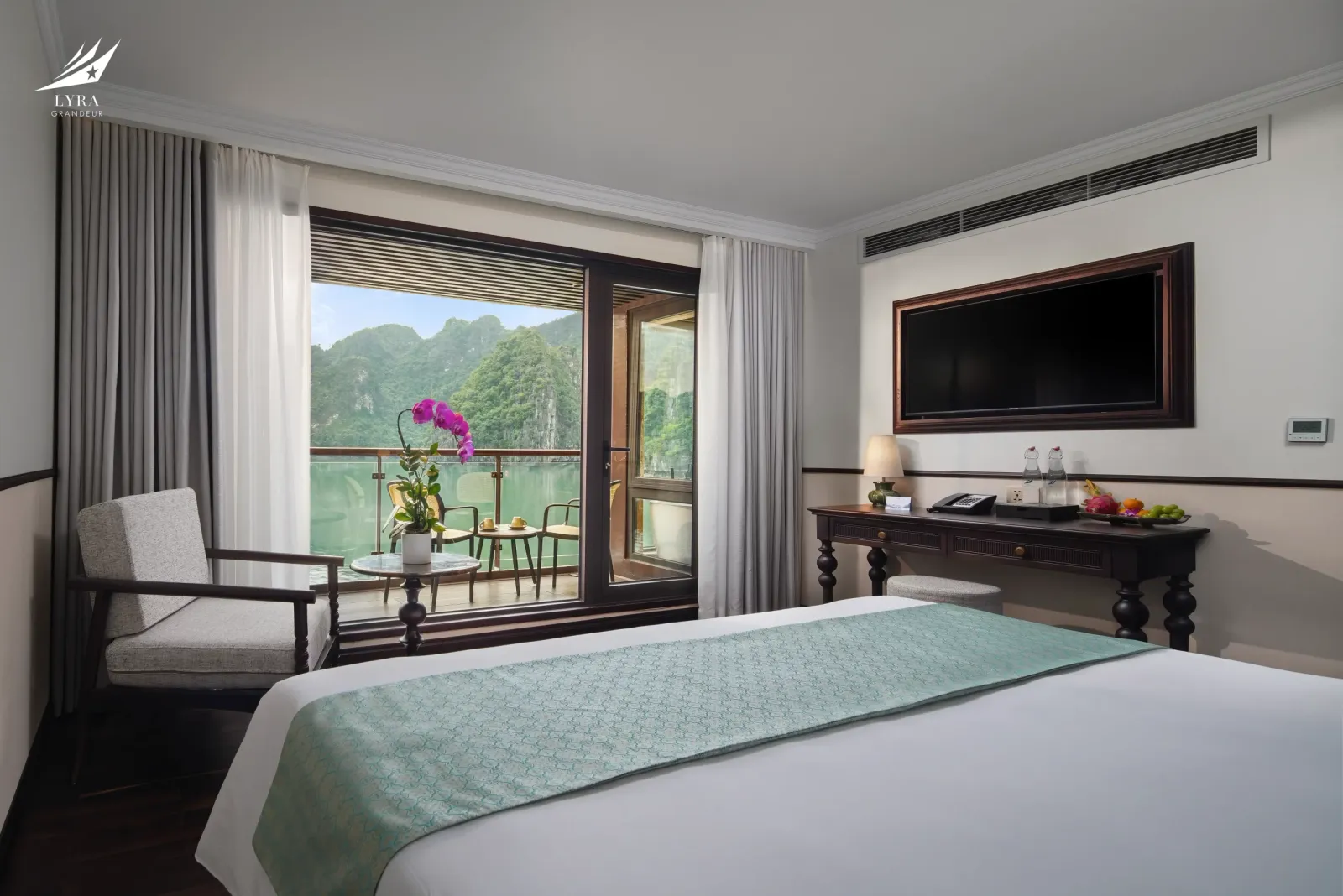 Du thuyền Lyra Grandeur – Cabin Oasis Suite