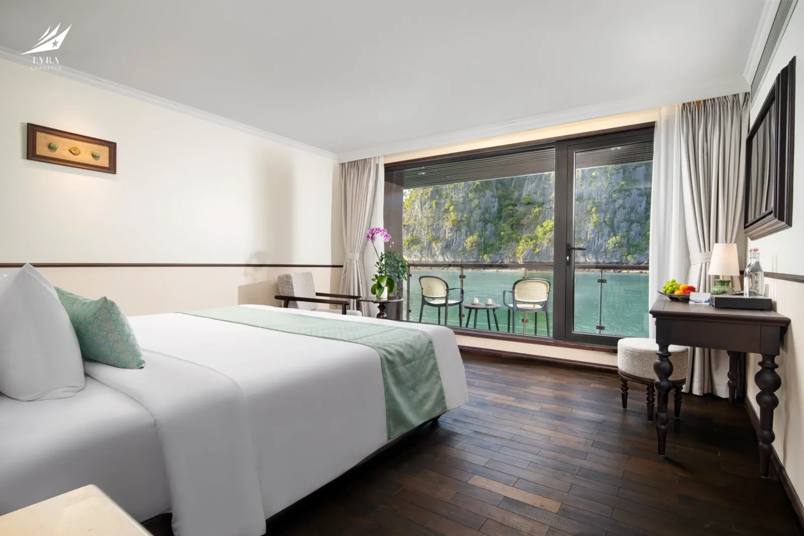 Cabin Harmony Suite – Du thuyền Lyra Grandeur
