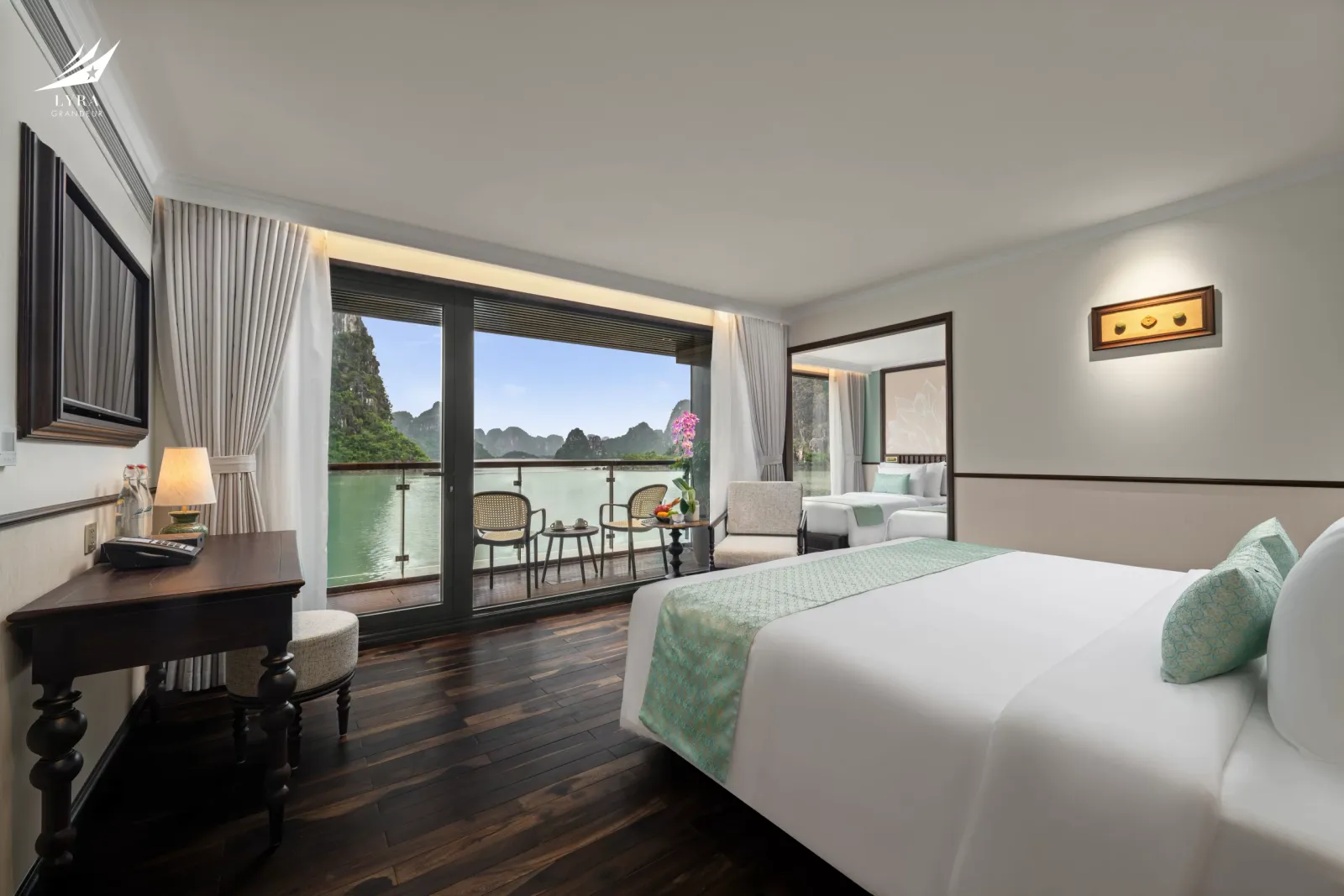 Cabin Harmony Family Suite – Du thuyền Lyra Grandeur