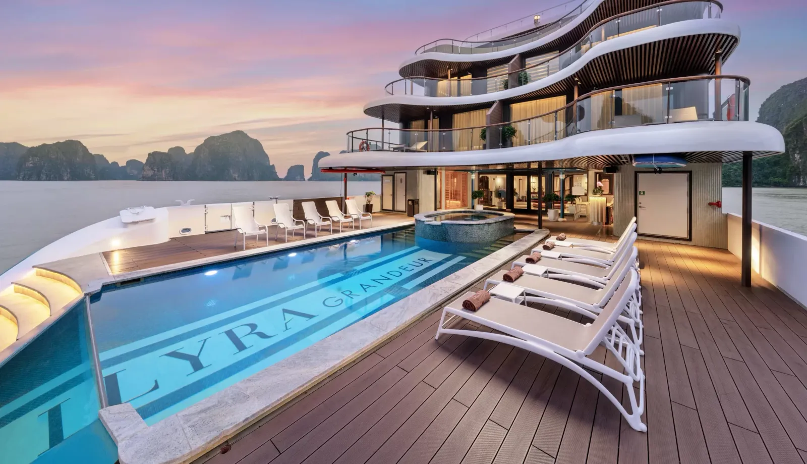 Du thuyền Lyra Grandeur – Tiện ích