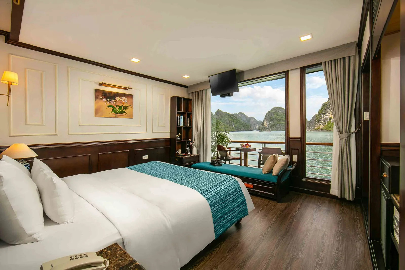 Du thuyền Orchid Trendy – Cabin Family Deluxe (4 khách)
