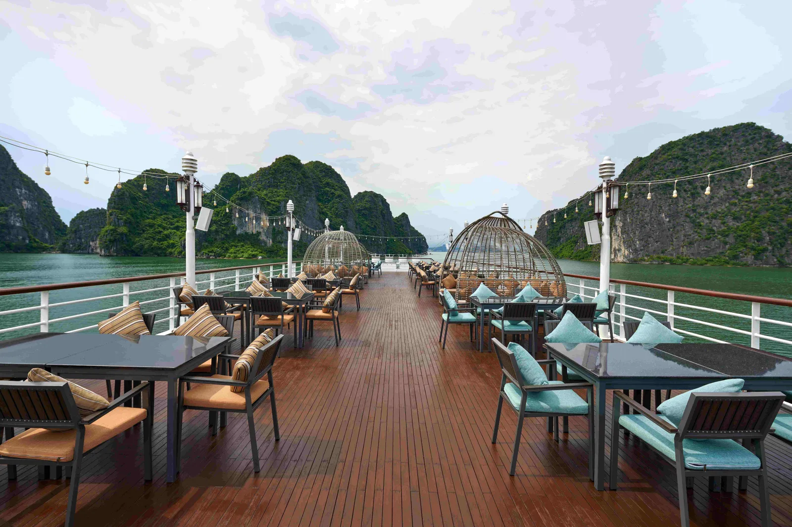 Du thuyền Paradise Delight – Tiện ích