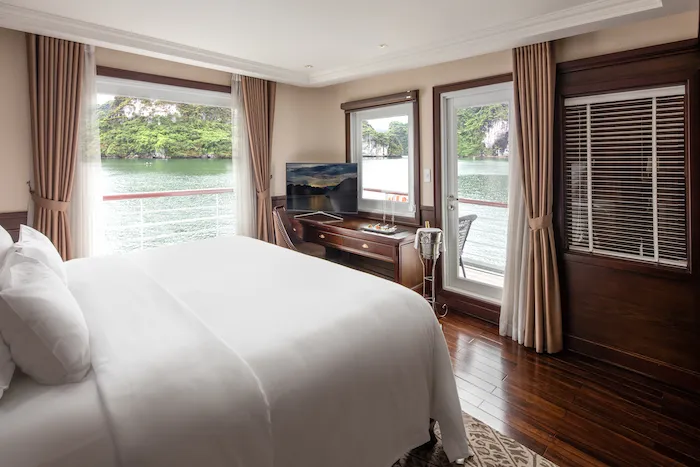 Du thuyền Paradise Elegance – Cabin Elegance Balcony Suite