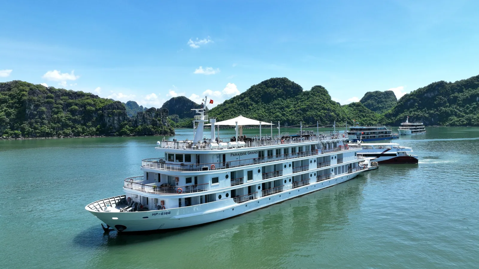 Du thuyền Paradise Grand
