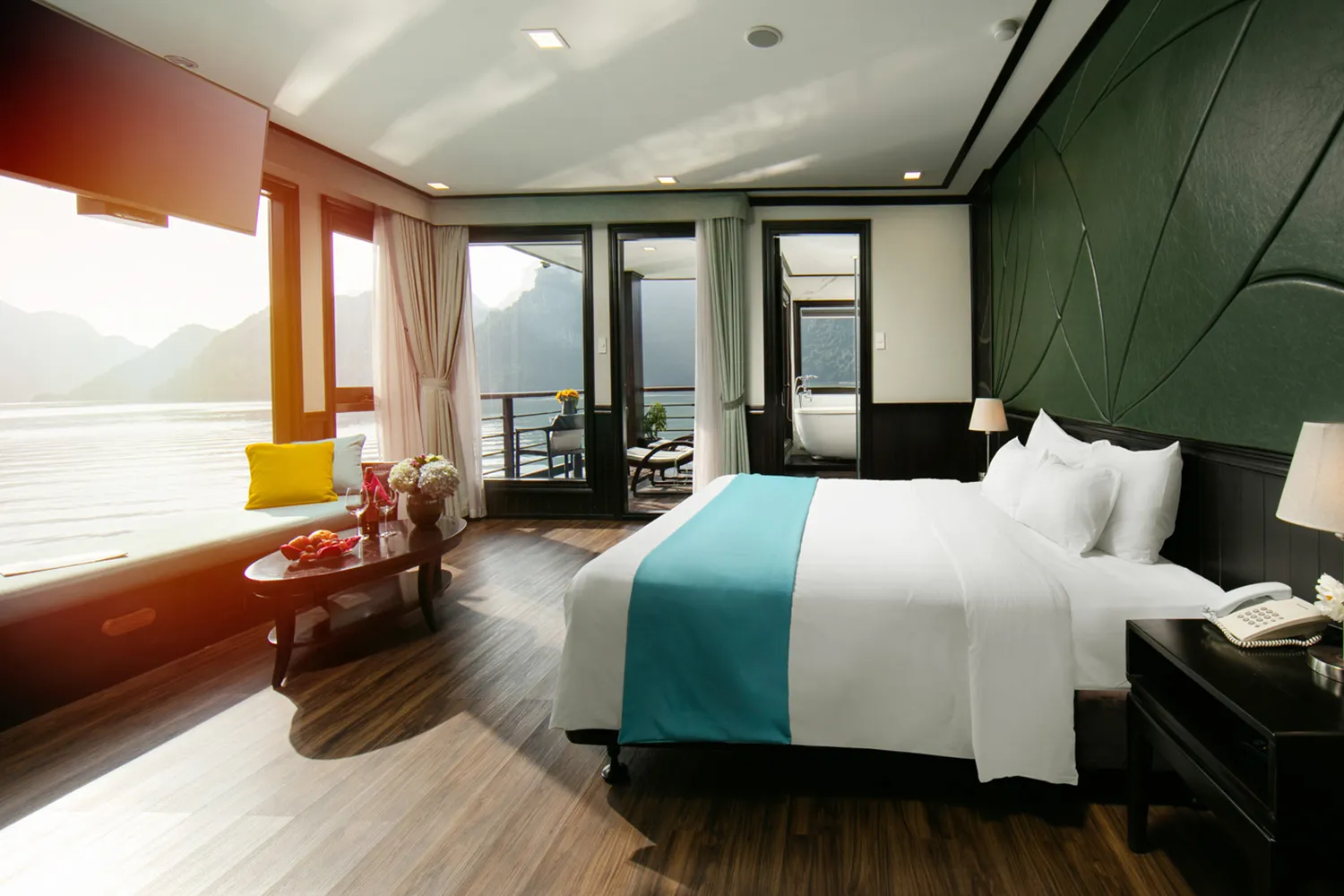 Du thuyền Peony – Cabin Peony Exclusive Suite
