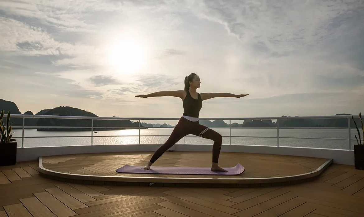 Yoga và thái cực quyền buổi sớm