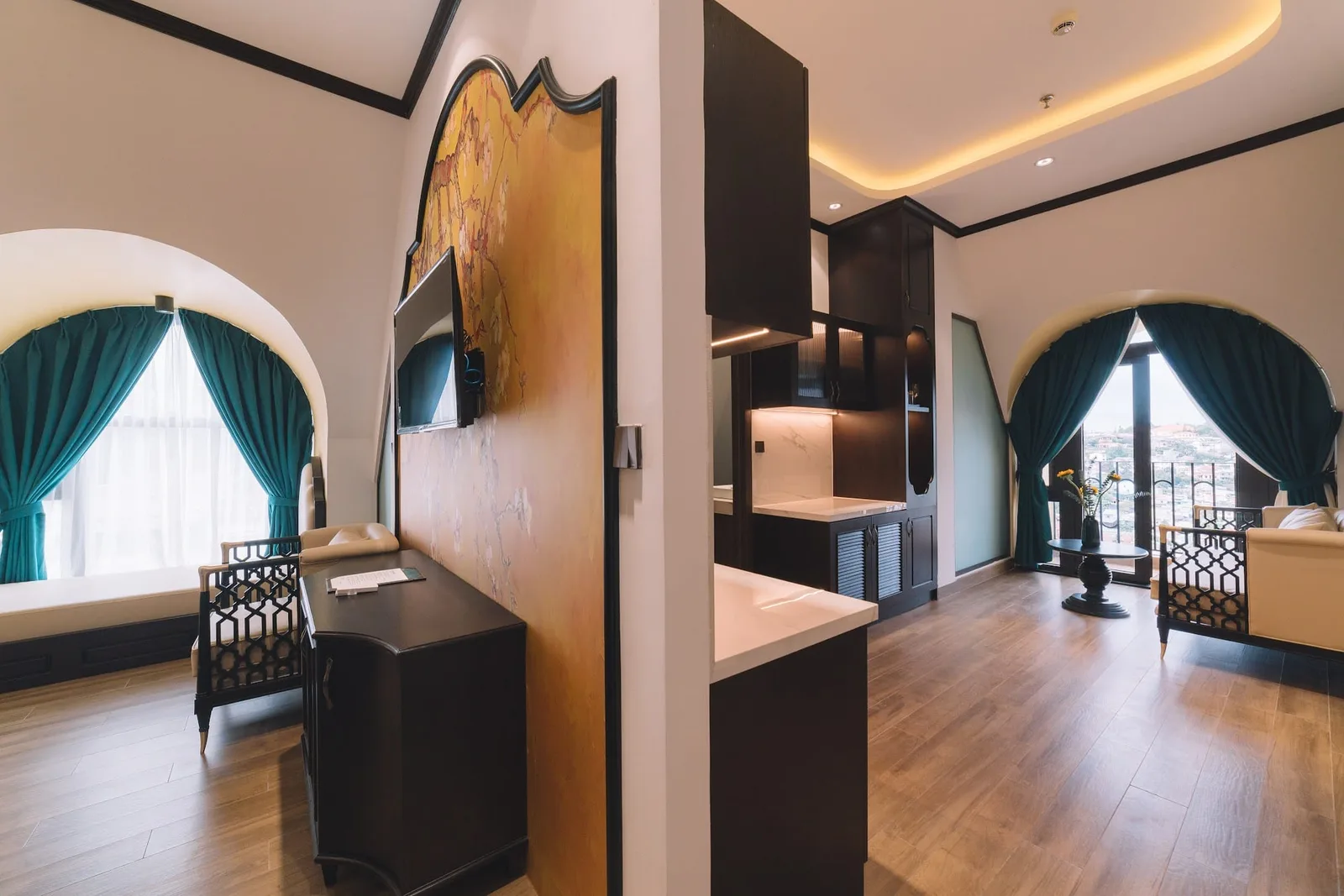 Executive Suite Balcony