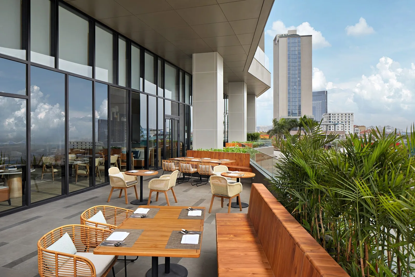 Hyatt Place Ha Long Bay, Bai Chay