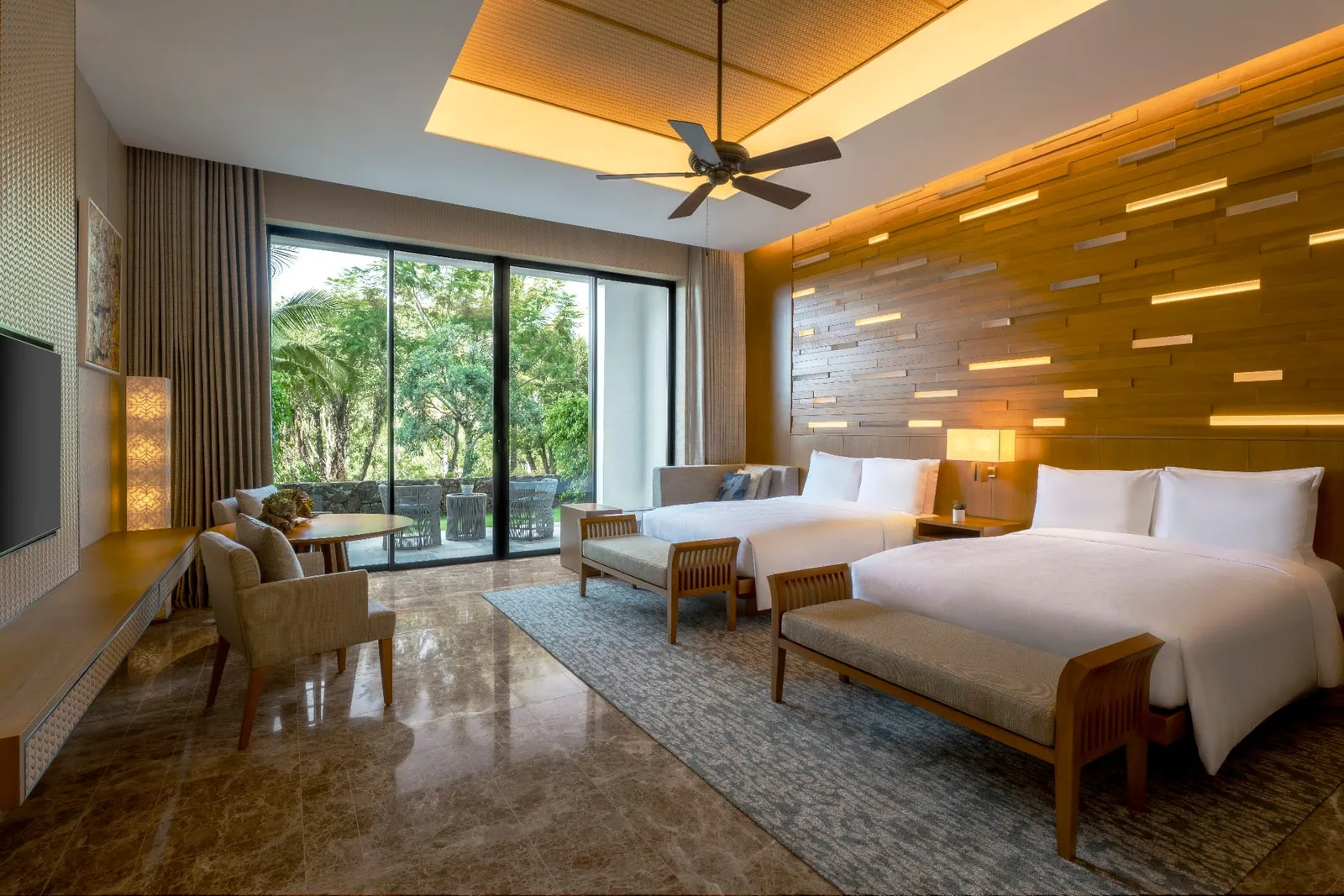 Deluxe Guest Room hướng vườn