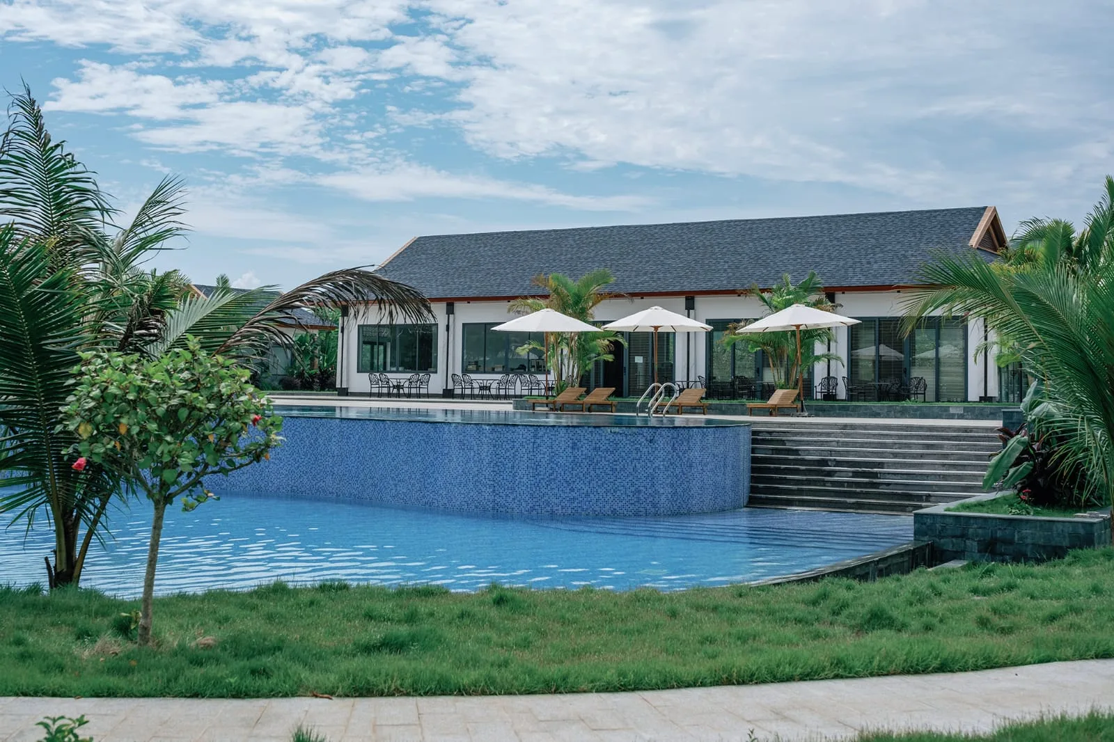 Hồ bơi vô cực