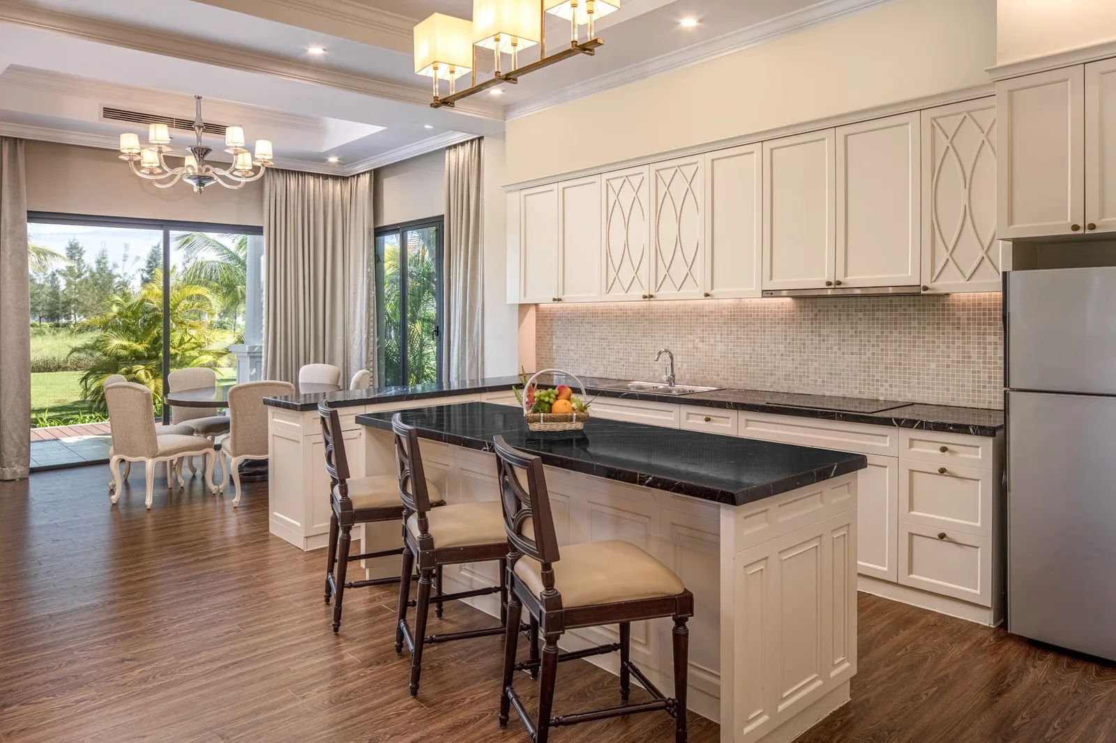 Bếp riêng trong villa