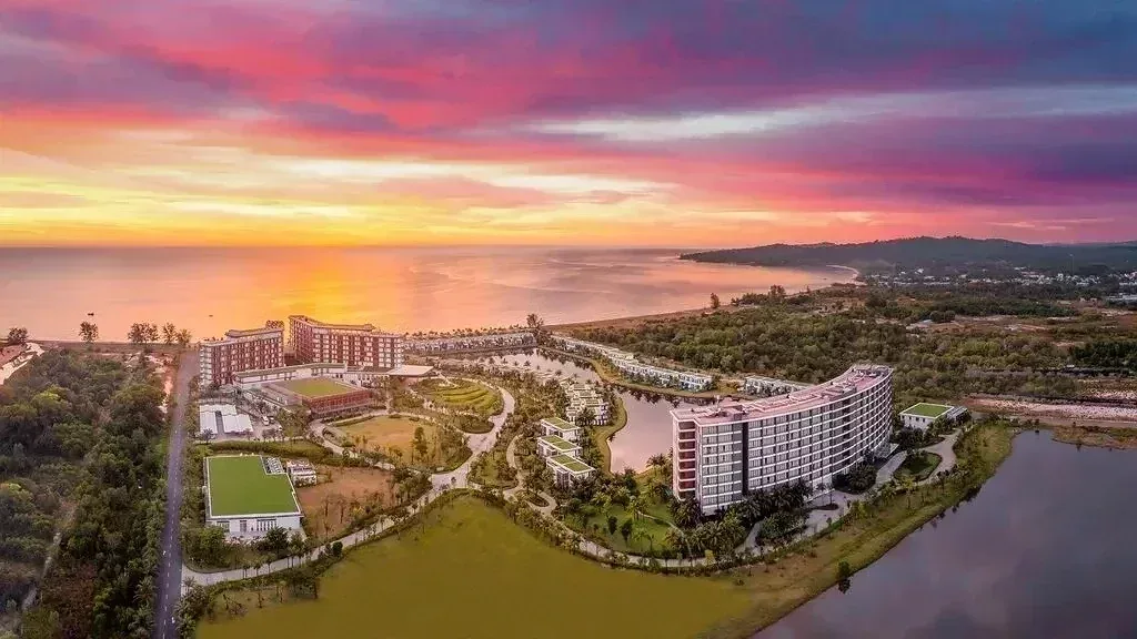 Mövenpick Resort Waverly Phu Quoc