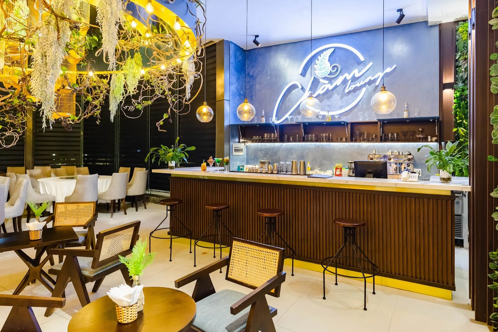 Chàm Lounge ở sảnh