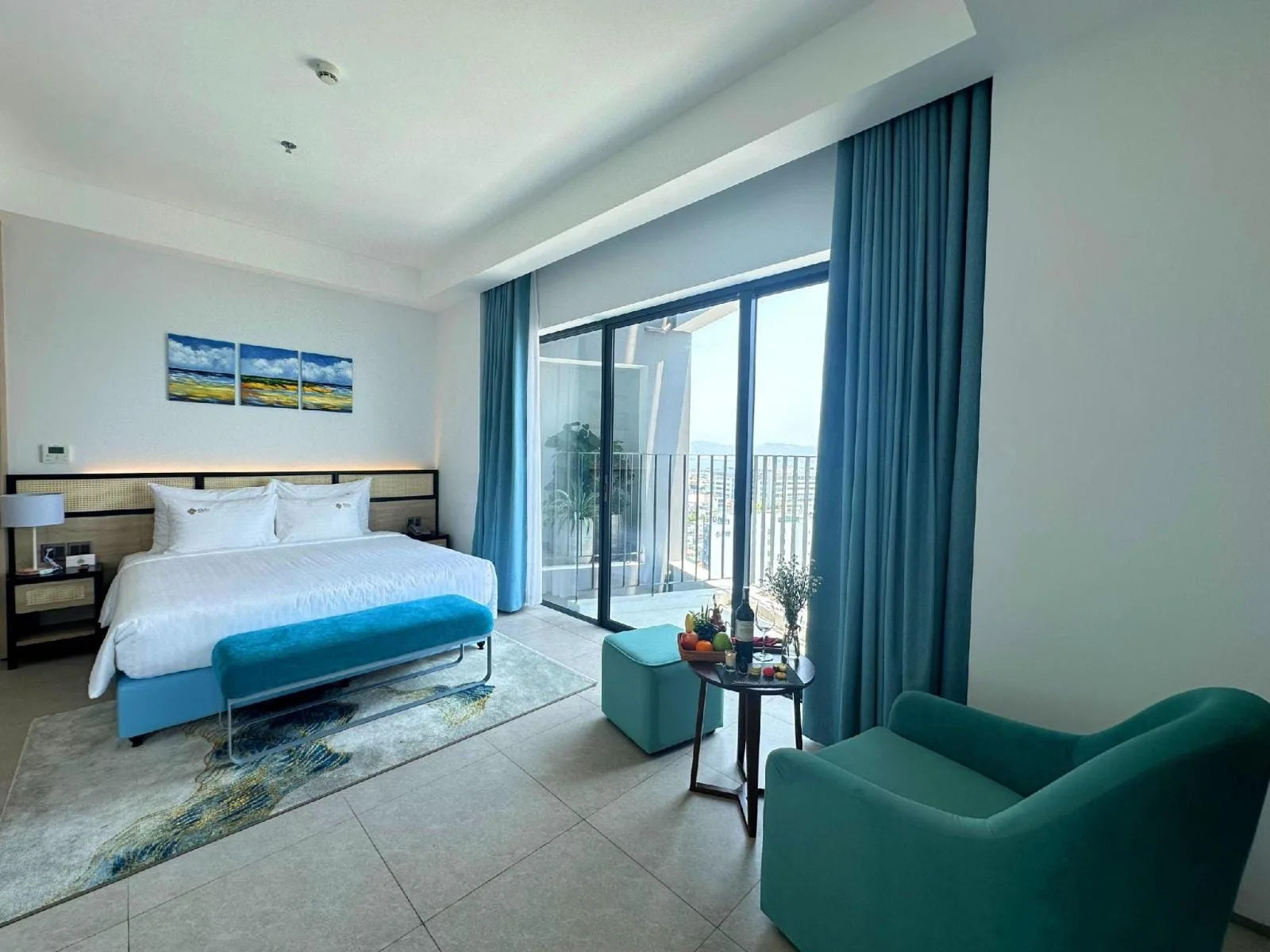 Suite City View