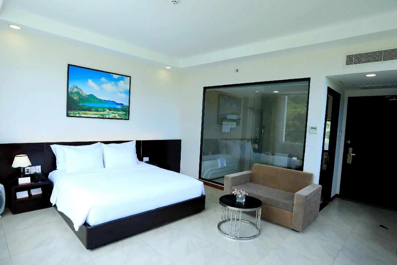 Deluxe Premier Mountain View