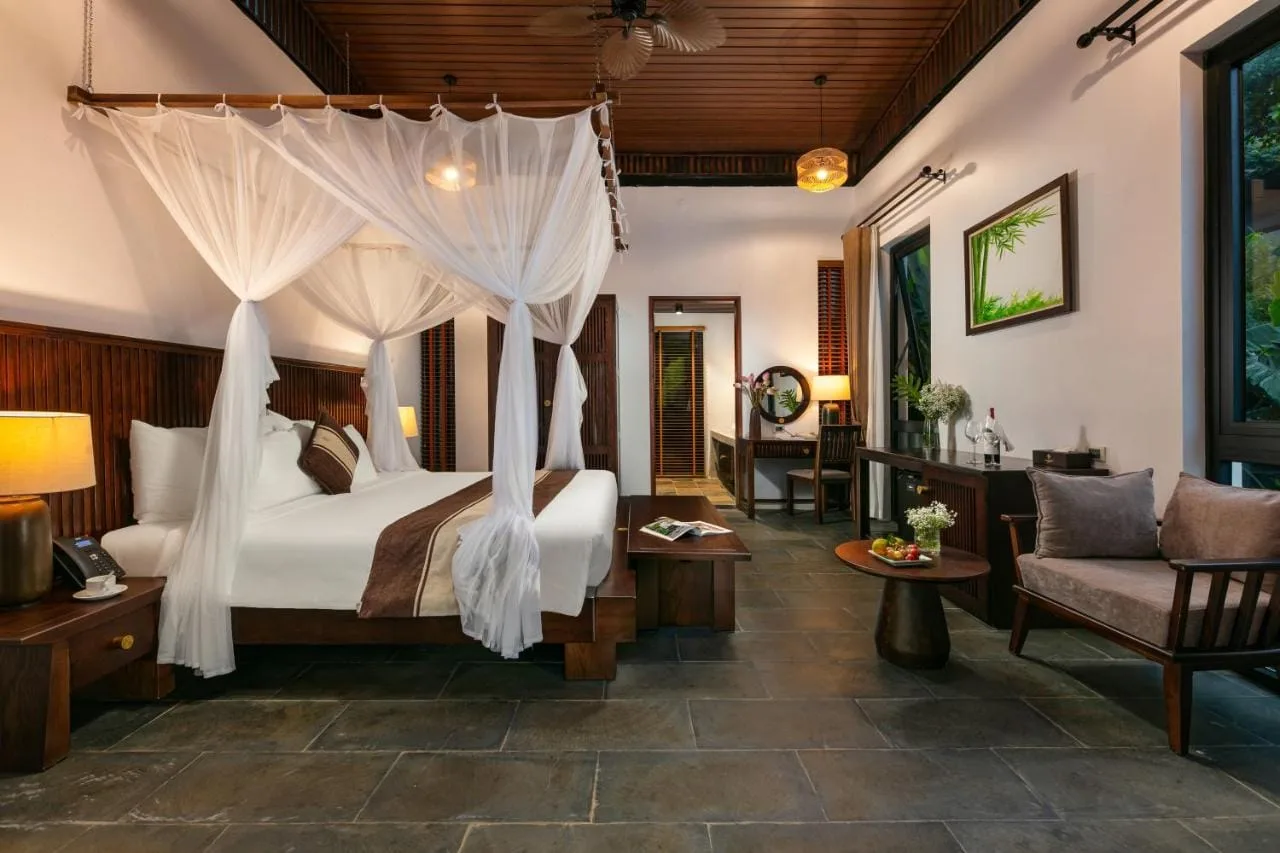 Deluxe Double or Twin Room with Balcony