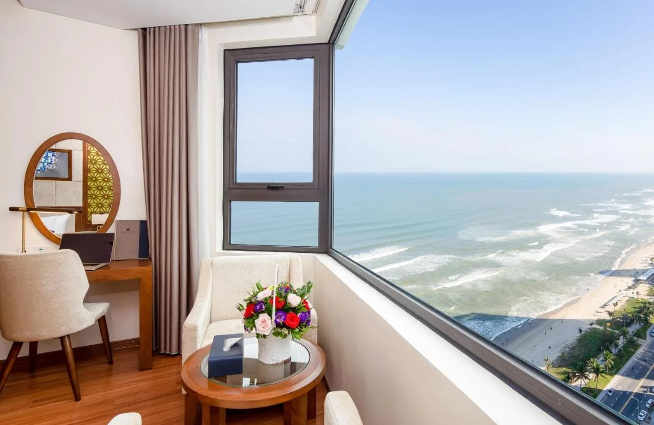Phòng tầng cao view biển