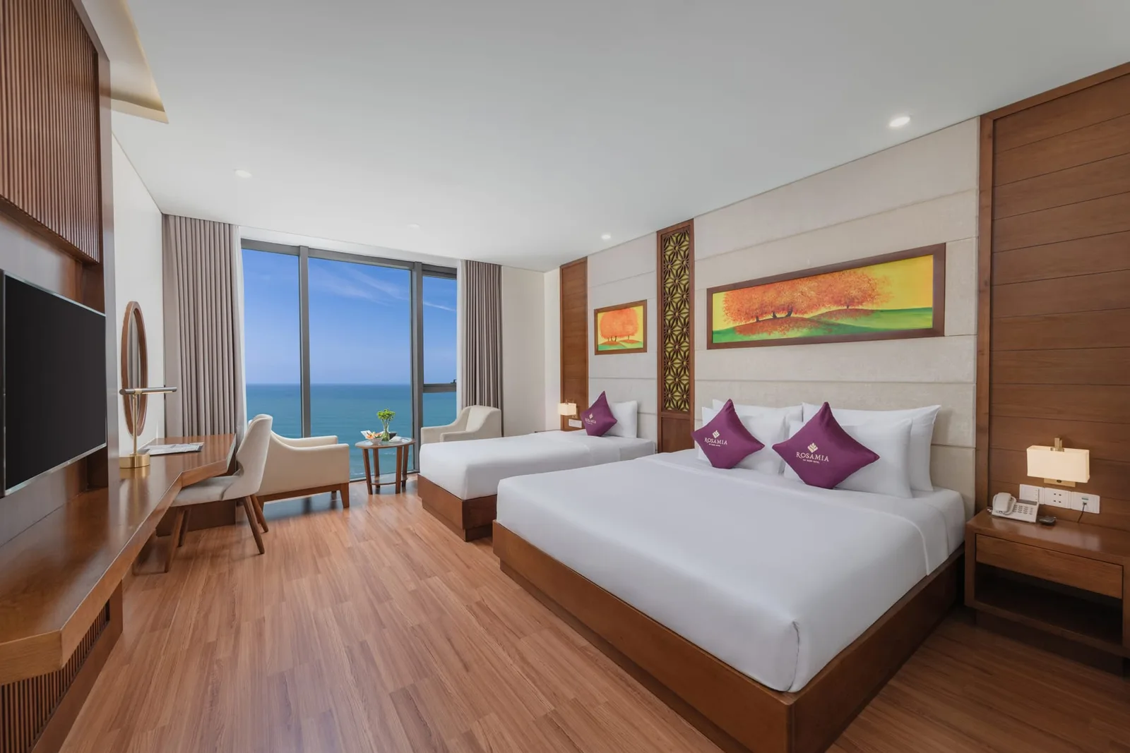 Grand Deluxe Triple hướng biển một phần