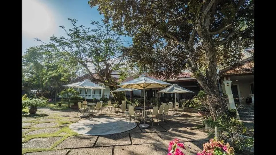 Sân vườn khu villa