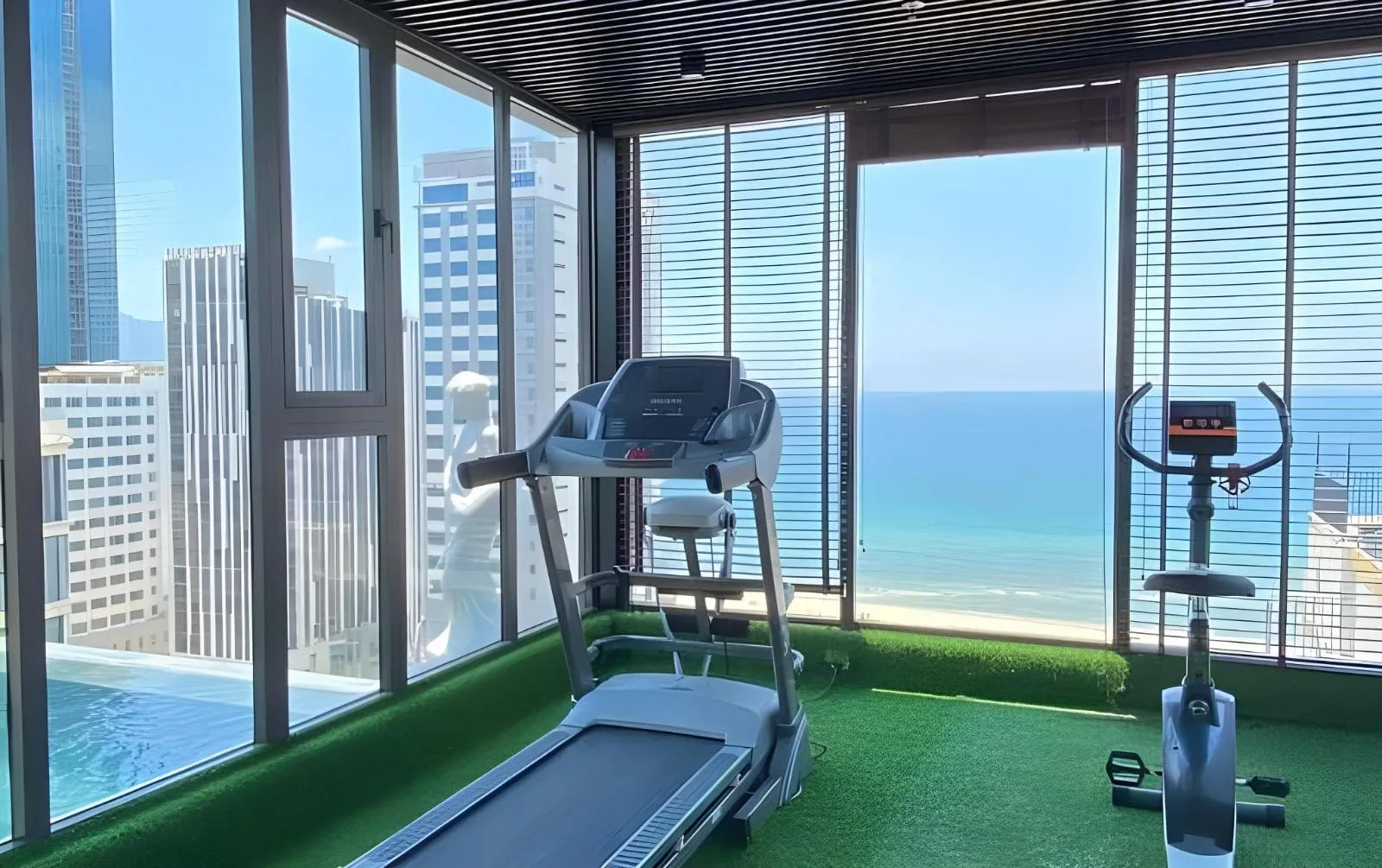 Phòng gym hướng biển