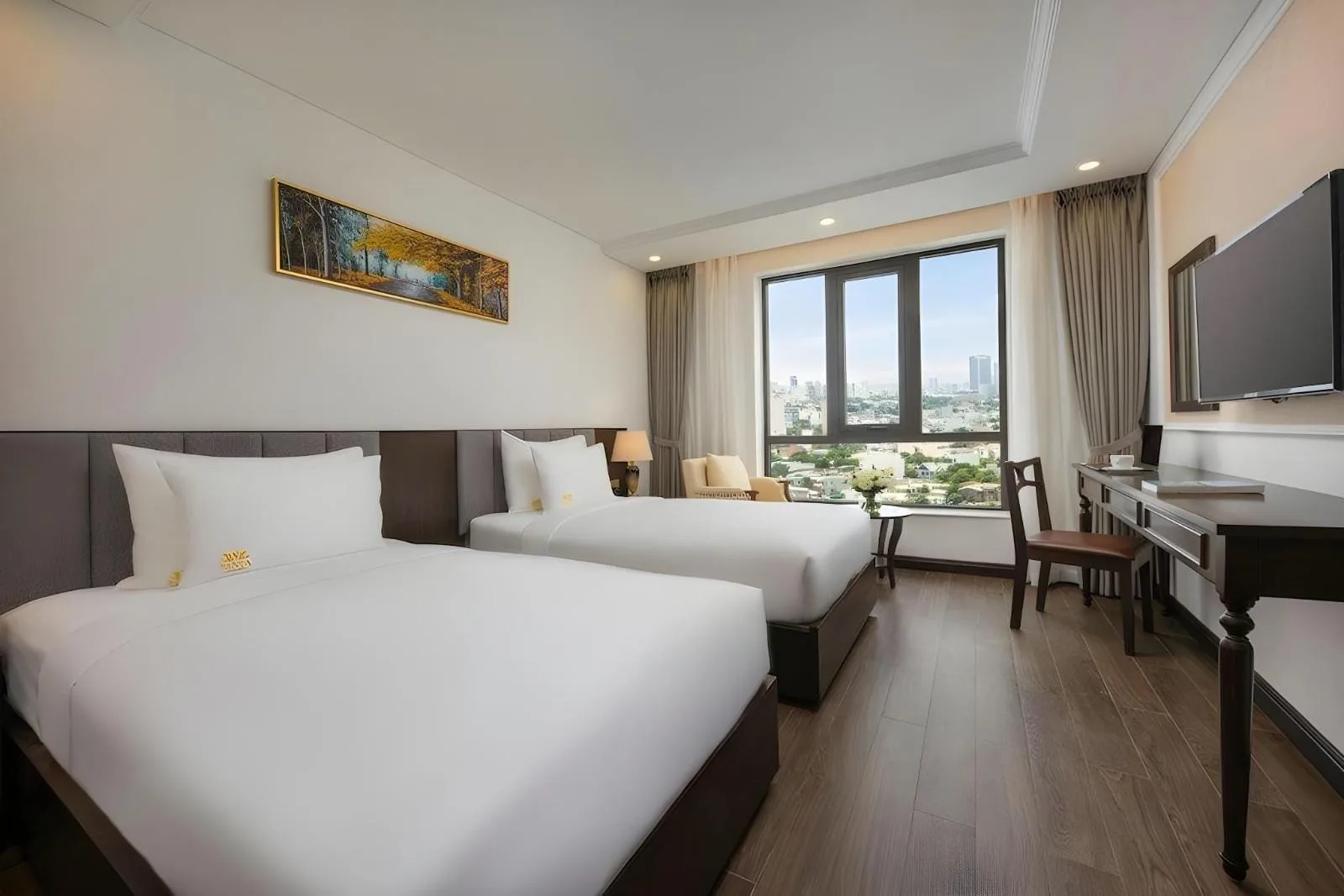 Deluxe Twin hướng phố