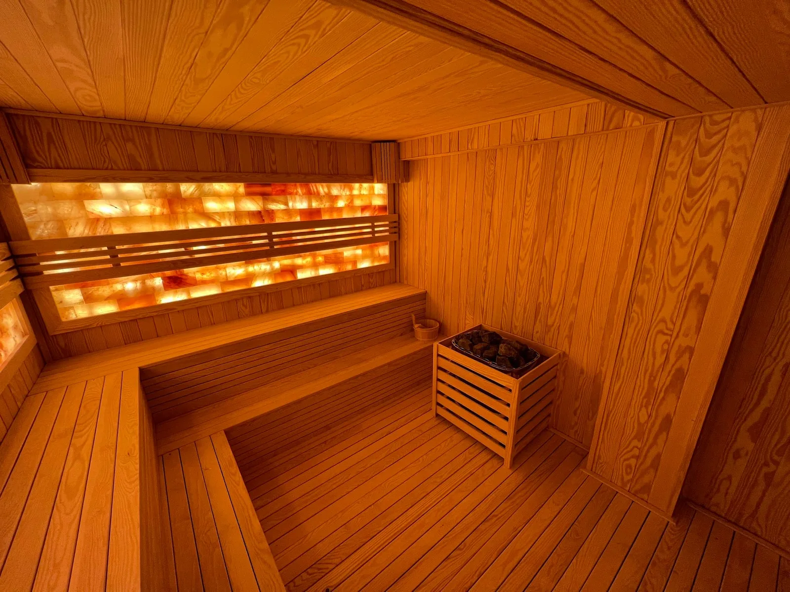 Spa xông hơi và bồn gỗ ngâm