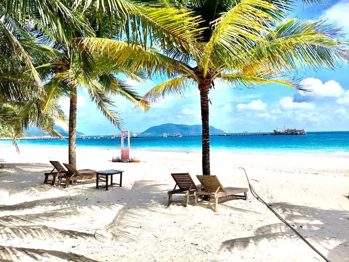 Tân Sơn Nhất Côn Đảo Resort