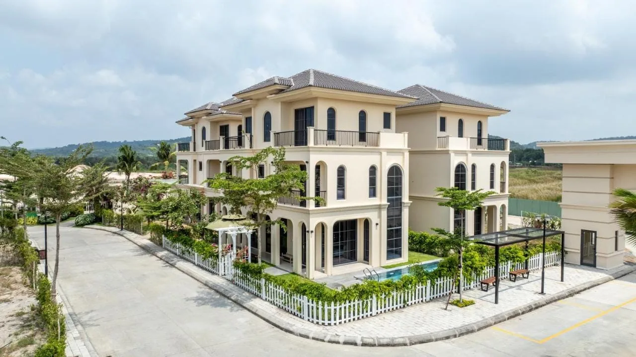 The Residence Resort & Villas Phú Quốc 3