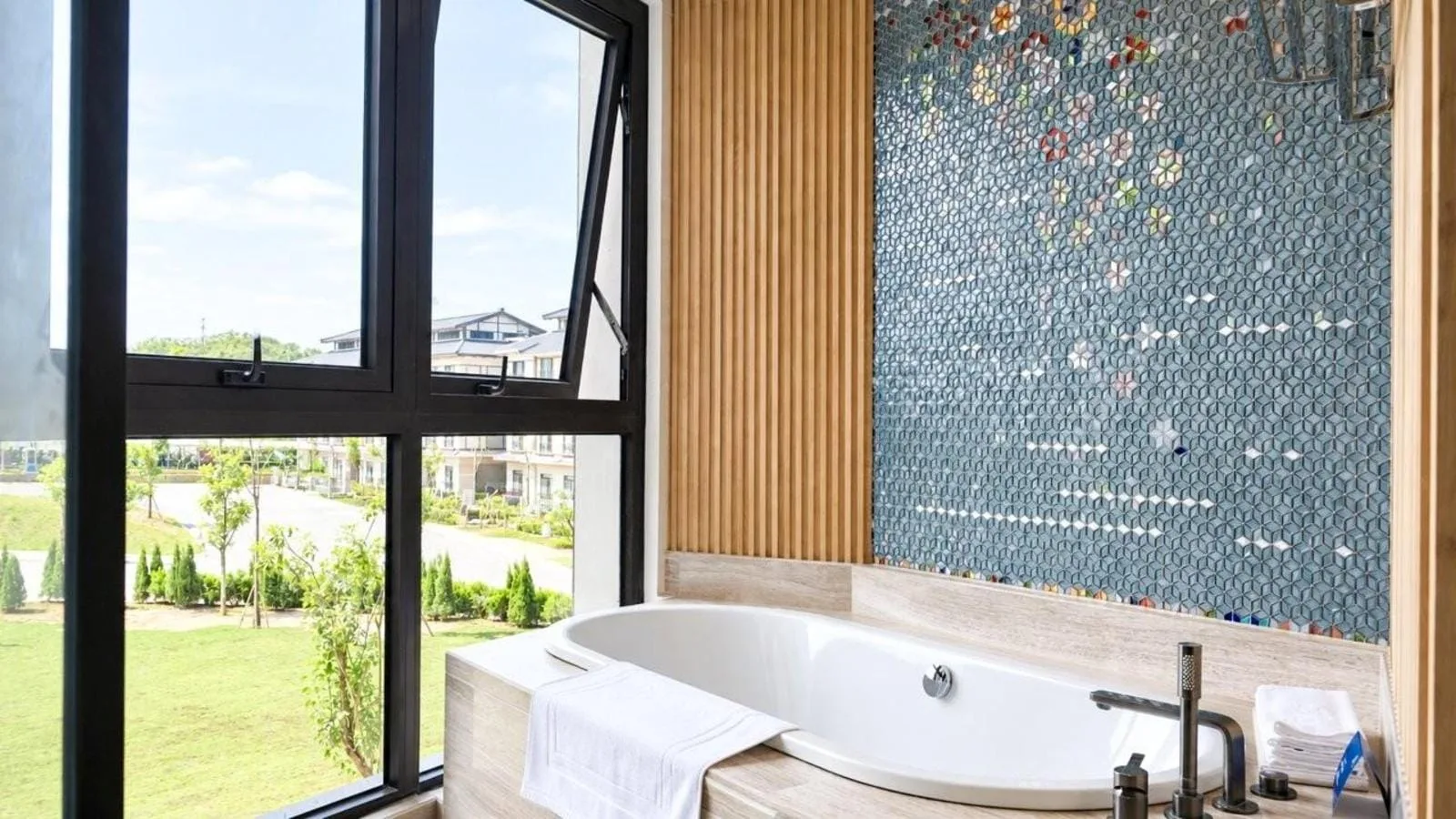 Sakura Suite