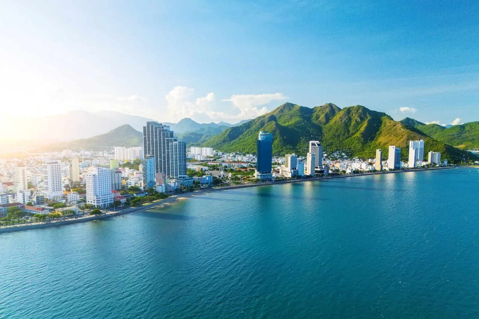 voco Scenia Bay Nha Trang by IHG 4